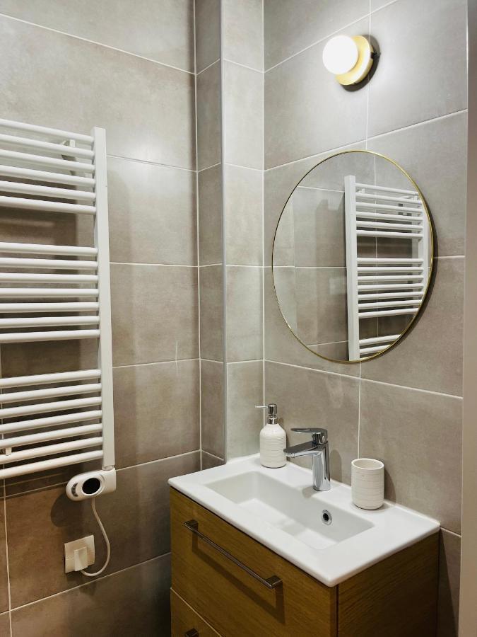 Appartement Maison La Licorne, Spacieuse, Equipee, 5 Chambres *